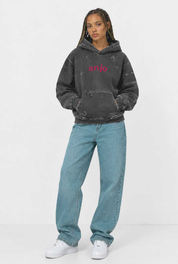NOIR STATEMENT HOODIE